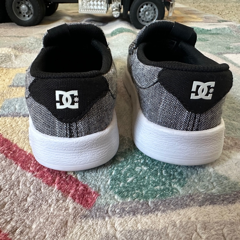 DC Kids Black and Gray Slip-On Sneakers Size 12 - Picture 2 of 7